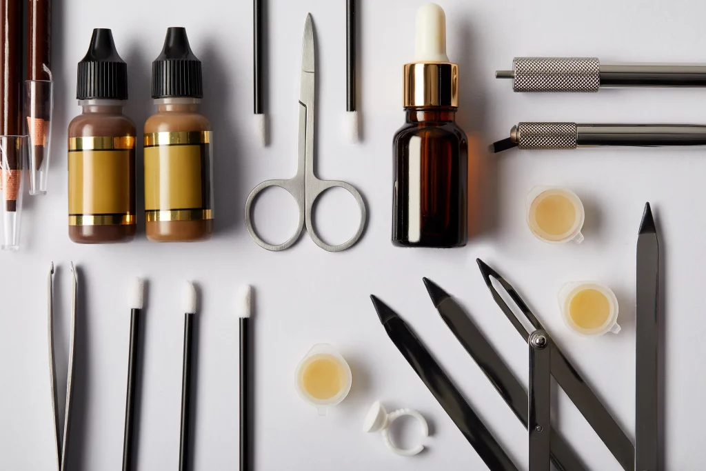 outils cosmétique maquillage permanent